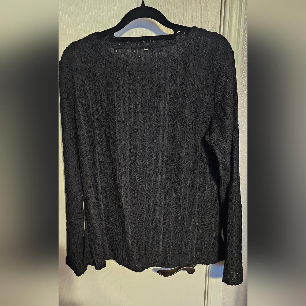 Elegant Black Knit Long Sleeve Top